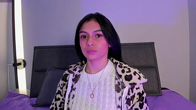lilith petit  online show from 6, 6, 2026