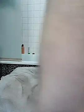 80julien online show from 27, 4, 2026