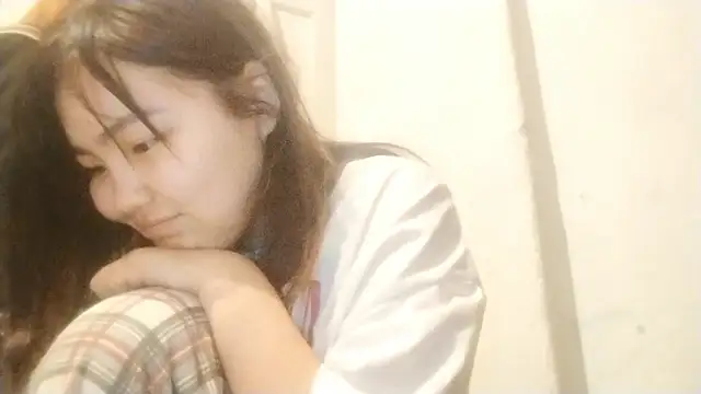 MollyAsian online show from 5, 3, 2026