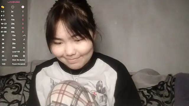 MollyAsian online show from 10, 3, 2026