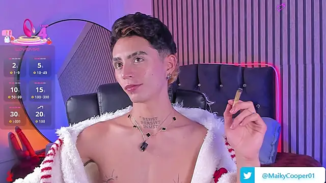 Maiky Cooper01 online show from 25, 6, 2026