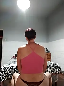 Juguetonafogosa5 online show from 2, 2, 2026