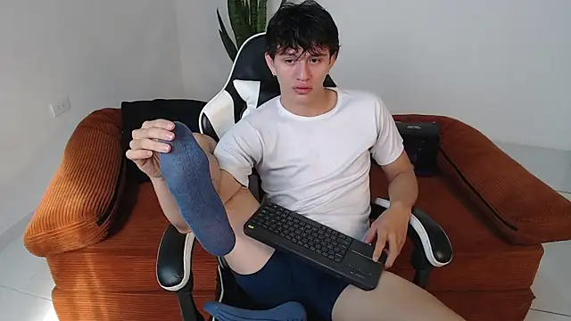 DarrenColleen online show from 24, 4, 2026