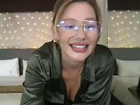 Stella muse online show from 19, 3, 2026