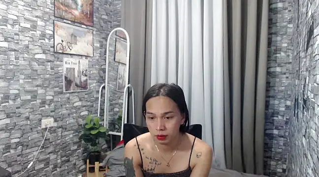 LOVELYMAYUMIE online show from 13, 3, 2025