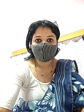 Priyaji7575 online show from 5, 3, 2026