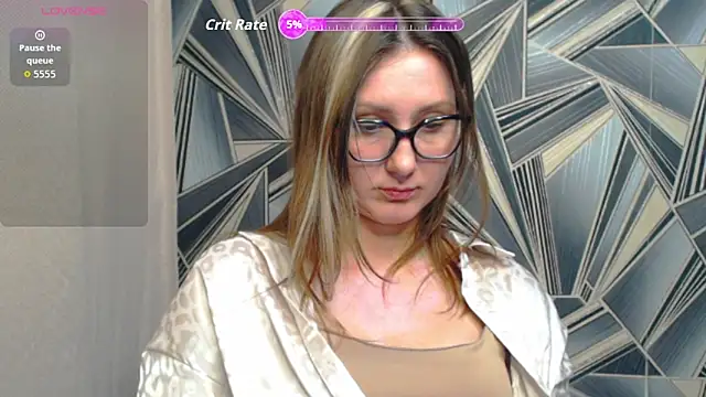 NikkiKiss    online show from 19, 2, 2026