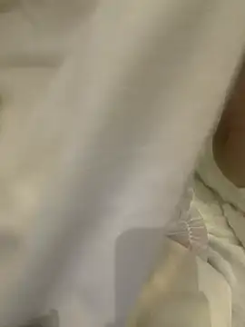 Mia-zhan online show from 27, 4, 2026