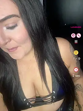 Miss CurvesXXX online show from 6, 6, 2026