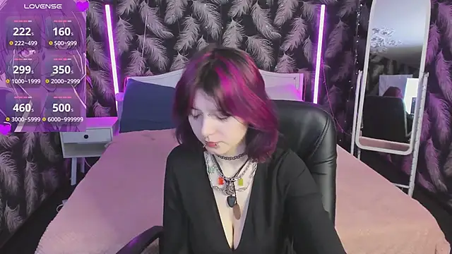 Ashley Veil online show from 28, 4, 2026