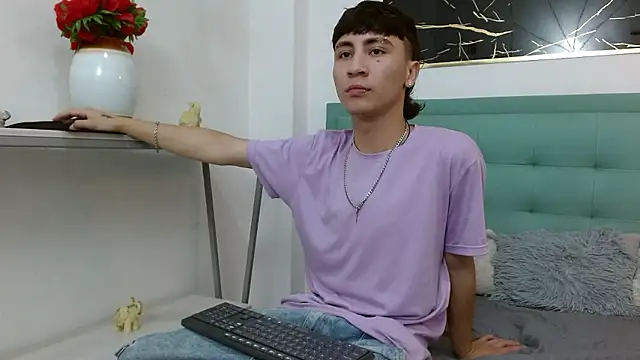 XanderGrey8 online show from 12, 1, 2026