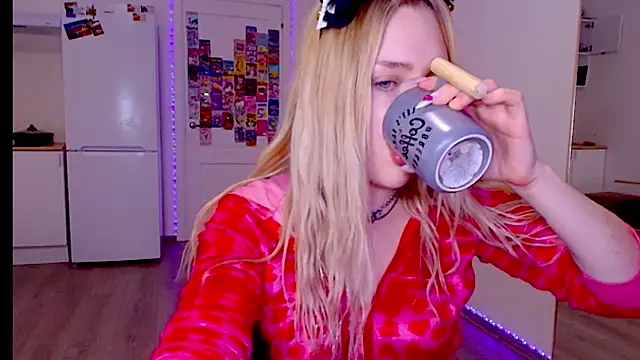 sailormoon666  online show from 24, 2, 2026