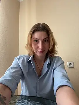  Crystal 2 online show from 19, 2, 2026