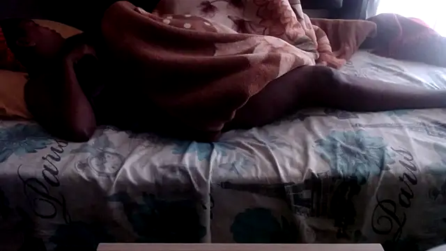 Snapshot of AssQueen32 chatting on 3, 3, 2026 AssQueen32 online show from 3, 3, 2026