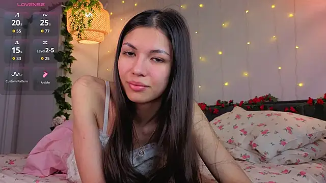 Snapshot of NeliaBermea chatting on 17, 2, 2026 NeliaBermea online show from 17, 2, 2026