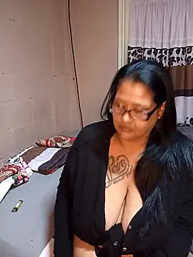 CutieNatz online show from 19, 4, 2026