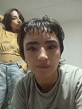 AlexxaAndRileyy online show from 12, 4, 2026