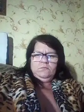 Snapshot of NysiOlsen chatting on 10, 2, 2026 NysiOlsen online show from 10, 2, 2026