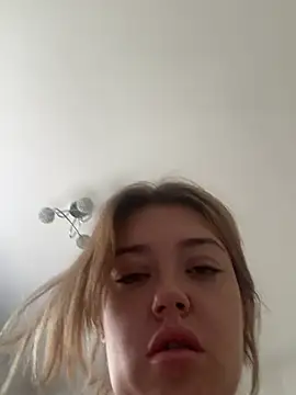 Princess-ivyxoxo online show from 9, 7, 2026