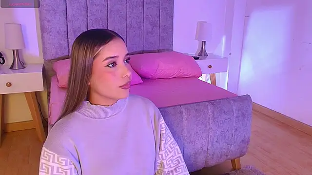 Lucy Carson  online show from 22, 4, 2026