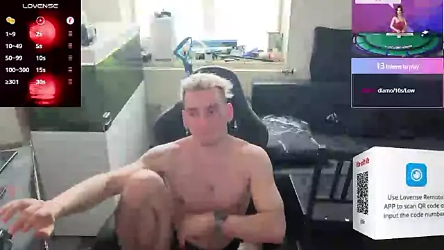 Snapshot of Rayzel_White chatting on 21, 5, 2026 Rayzel White online show from 21, 5, 2026