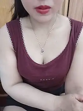 Snapshot of MaiNgoc_sexy chatting on 11, 6, 2026 MaiNgoc sexy online show from 11, 6, 2026