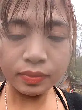 miumiu sexy2x online show from 17, 2, 2026