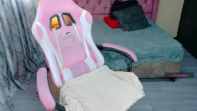 keileen luna online show from 6, 4, 2026