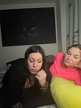 Snapshot of _Mila_Love chatting on 3, 2, 2026 Mila Love online show from 3, 2, 2026