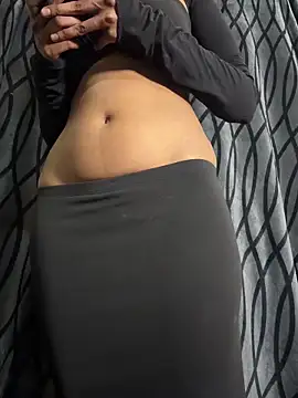 Sassyreyaaa online show from 9, 3, 2026