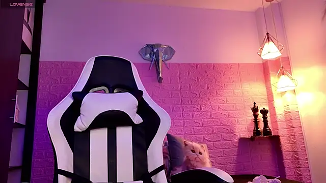 Dulce Stormy online show from 18, 1, 2026