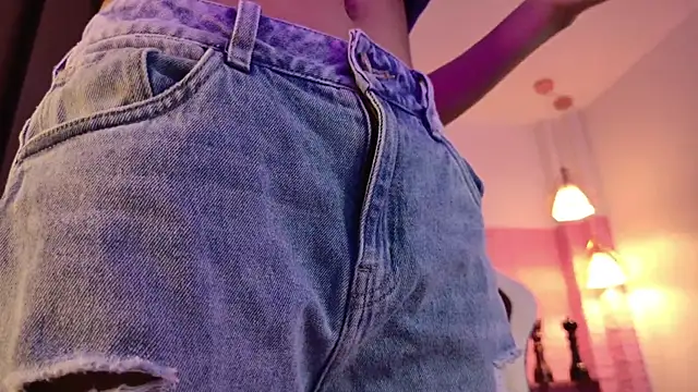 Dulce Stormy online show from 6, 3, 2026