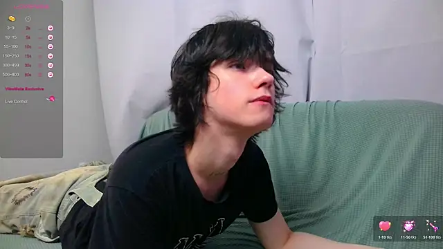 LeonBoykisser online show from 7, 3, 2026