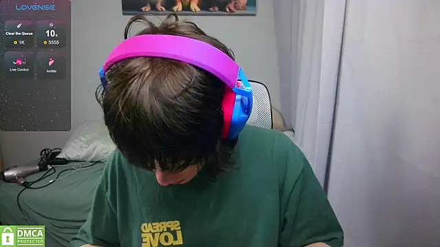 LeonBoykisser online show from 18, 5, 2026