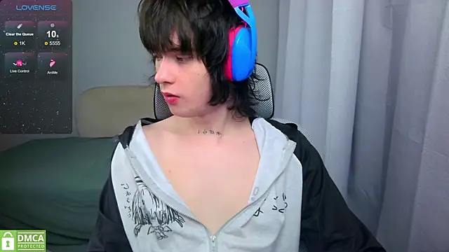 LeonBoykisser online show from 22, 5, 2026