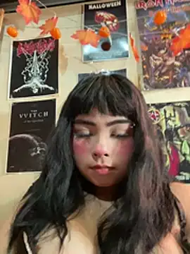 pinkybombon online show from 11, 6, 2026
