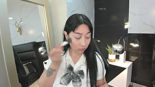 KomiCatt online show from 22, 4, 2026