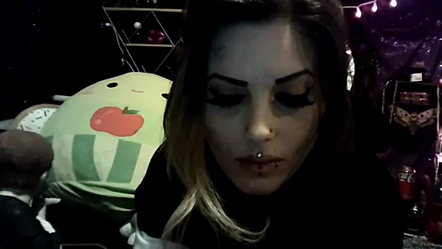 allymoon1369 online show from 2, 4, 2026