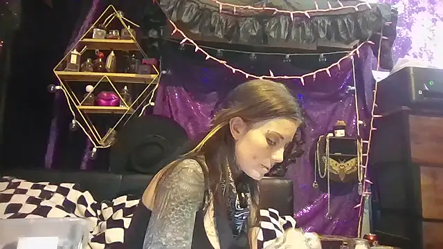 allymoon1369 online show from 18, 4, 2026