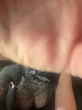 allymoon1369 online show from 18, 4, 2026