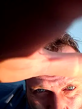 Snapshot of Funfukruon chatting on 22, 3, 2026 Funfukruon online show from 22, 3, 2026