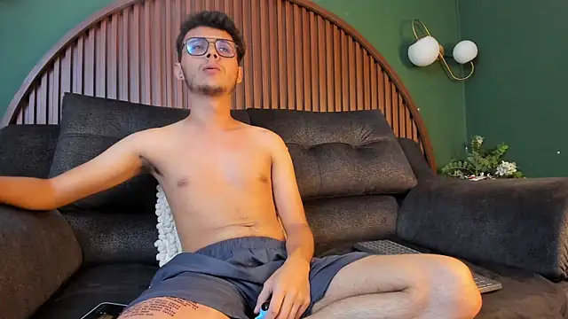 Alhan Twink online show from 20, 3, 2026