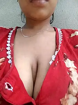 Snapshot of knightqueen12 chatting on 3, 2, 2026 knightqueen12 online show from 3, 2, 2026