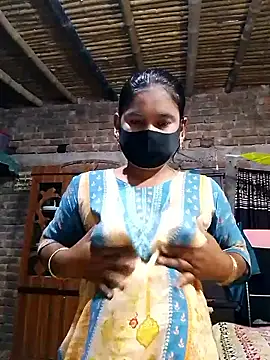 Hot Sweeti online show from 5, 4, 2026