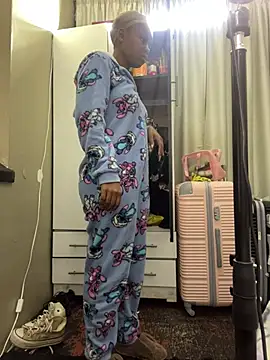 Snapshot of NaughtyShawdy chatting on 19, 5, 2026 NaughtyShawdy online show from 19, 5, 2026