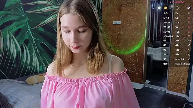 Snapshot of vickky_shy chatting on 6, 3, 2026 vickky shy online show from 6, 3, 2026