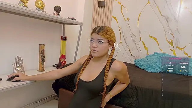 Zoey Taylor07 online show from 3, 6, 2026