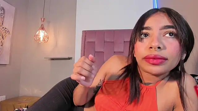 Scarlet Vixen  online show from 23, 4, 2026