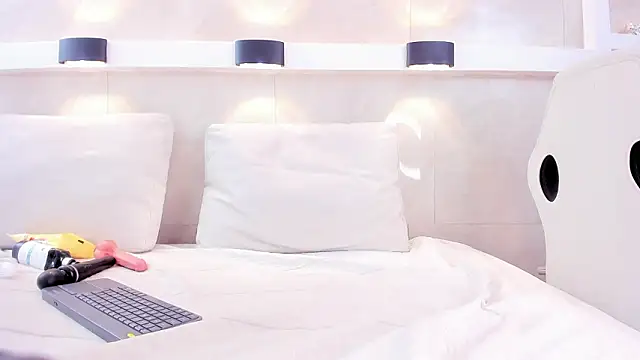 amber ryan online show from 13, 3, 2026