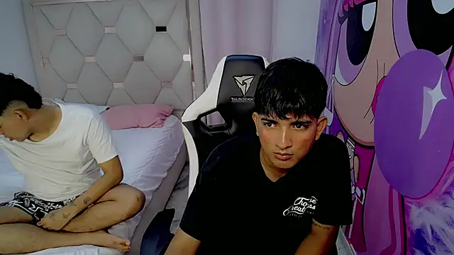 Maxwell boys online show from 7, 2, 2026